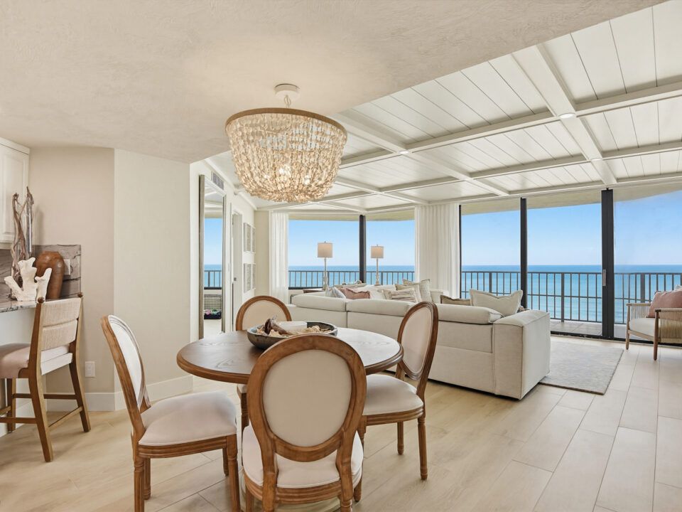 Real estate interior photo, Daytona Beach FL - Hous Photo
