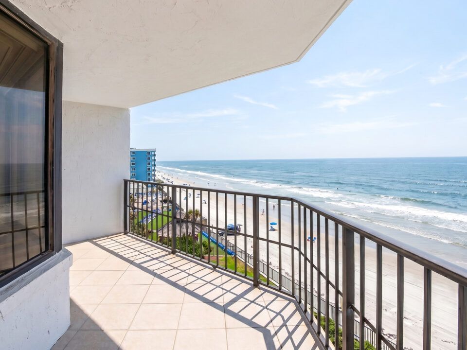 Real estate interior photography, Daytona Beach FL - Hous Photo